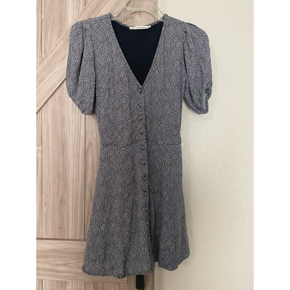 Abercrombie & Fitch, floral mini dress, size extra small, short sleeve